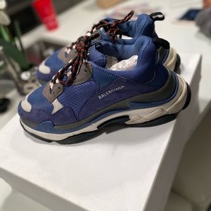 Balenciaga Triple S